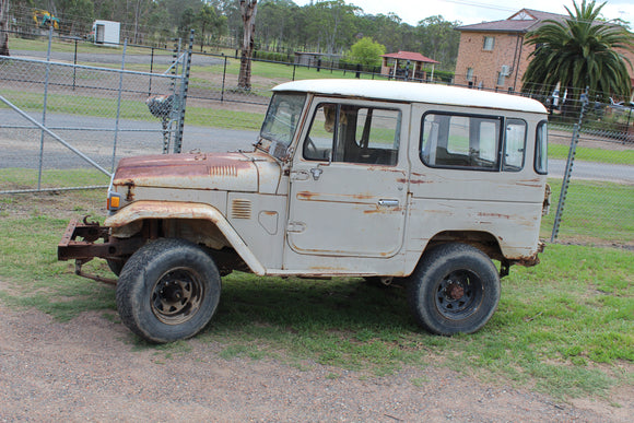 TOYOTA LANDCRUISER DIESEL SHORT WHEEL BASE 1979 MODEL