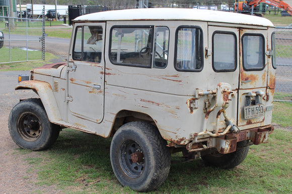 TOYOTA LANDCRUISER DIESEL SHORT WHEEL BASE 1979 MODEL