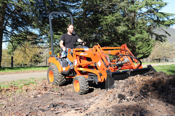 NEW 26 HP SUB-COMPACT TRACTOR & LOADER