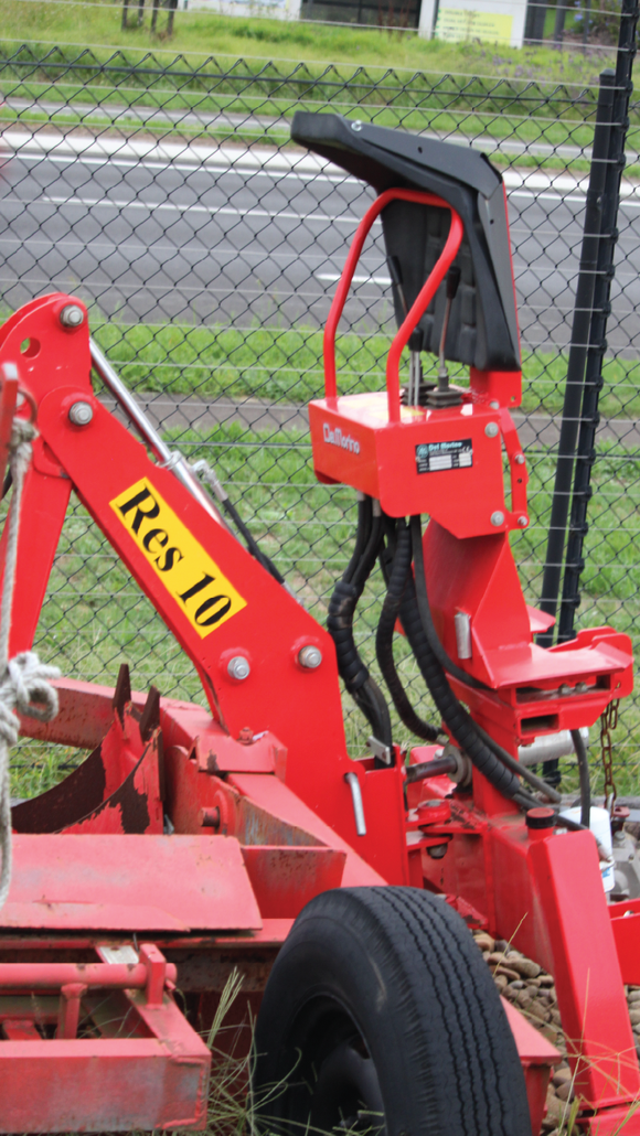 DEL MORINO Res10 3PL BACKHOE ATTACHMENT